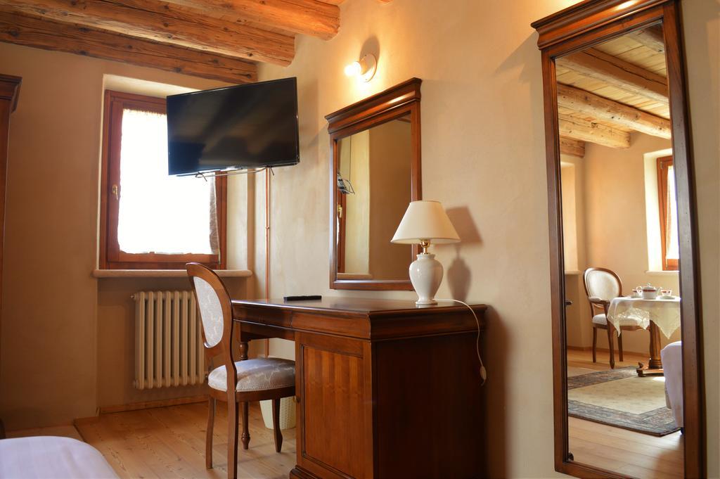 Agriturismo Borgo Valfredda Villa Mezzane di Sotto Exterior photo