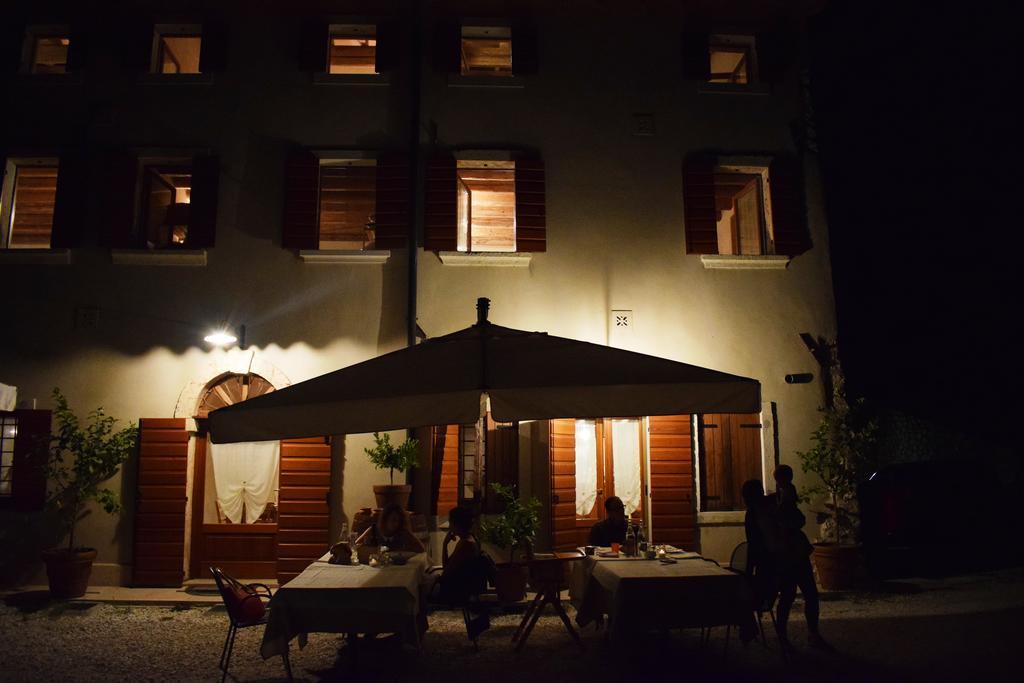 Agriturismo Borgo Valfredda Villa Mezzane di Sotto Exterior photo