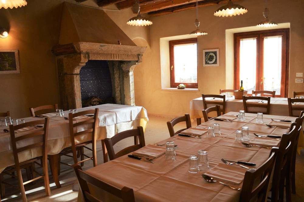 Agriturismo Borgo Valfredda Villa Mezzane di Sotto Exterior photo